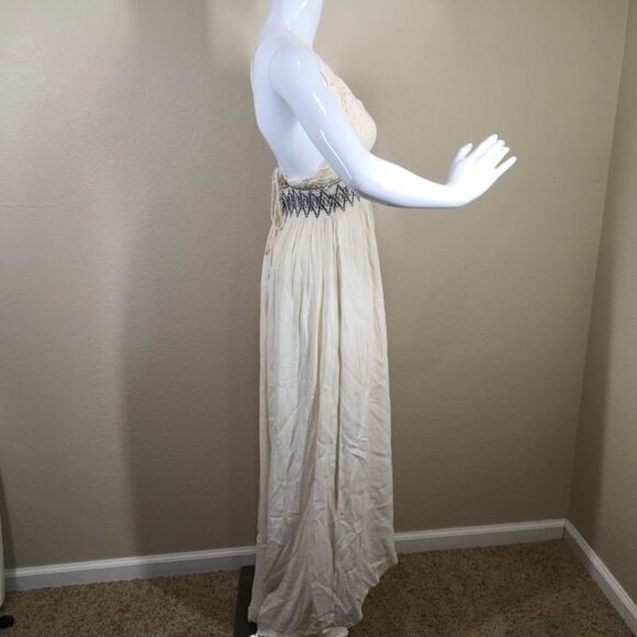 ASTR the Label - Paola Crochet Maxi Dress (G6) - Picture 2 of 6